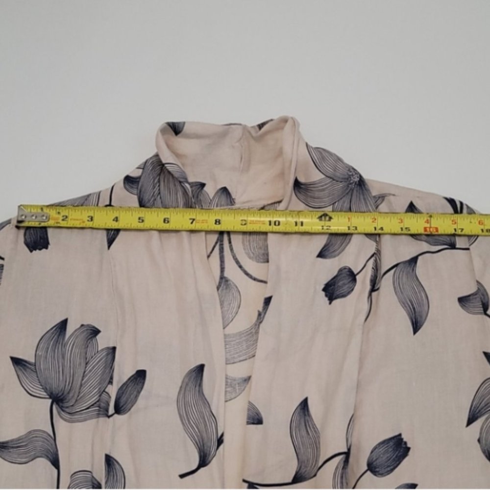 Italian Linen Cardigan Shirt With Print - Picture 7 of 10
